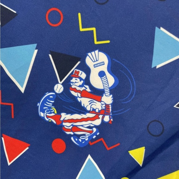 Nashville Sounds Baseball Decades Button Down Top Shirt Adult M SGA Brewers 2000 - Picture 13 of 15